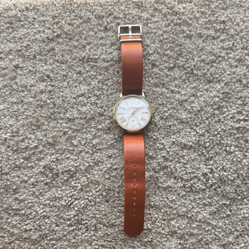 Fossil Gold-Tone Watch with Tan Leather Strap - Picture 2 of 4